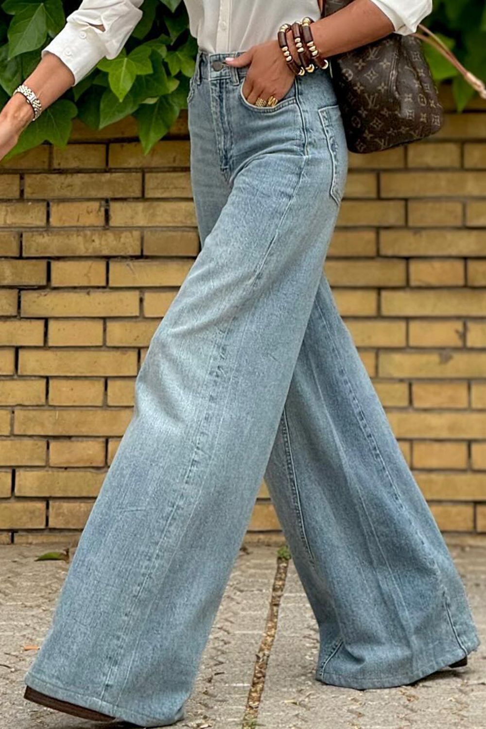 Wide Leg Jeans with Pockets - Little Miss Vanilla