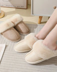 Winter Warm Plush Home Slippers Indoor Fur Slippers Women Soft Lined Cotton Shoes Comfy Non-Slip Bedroom Fuzzy House Shoes Women Couple