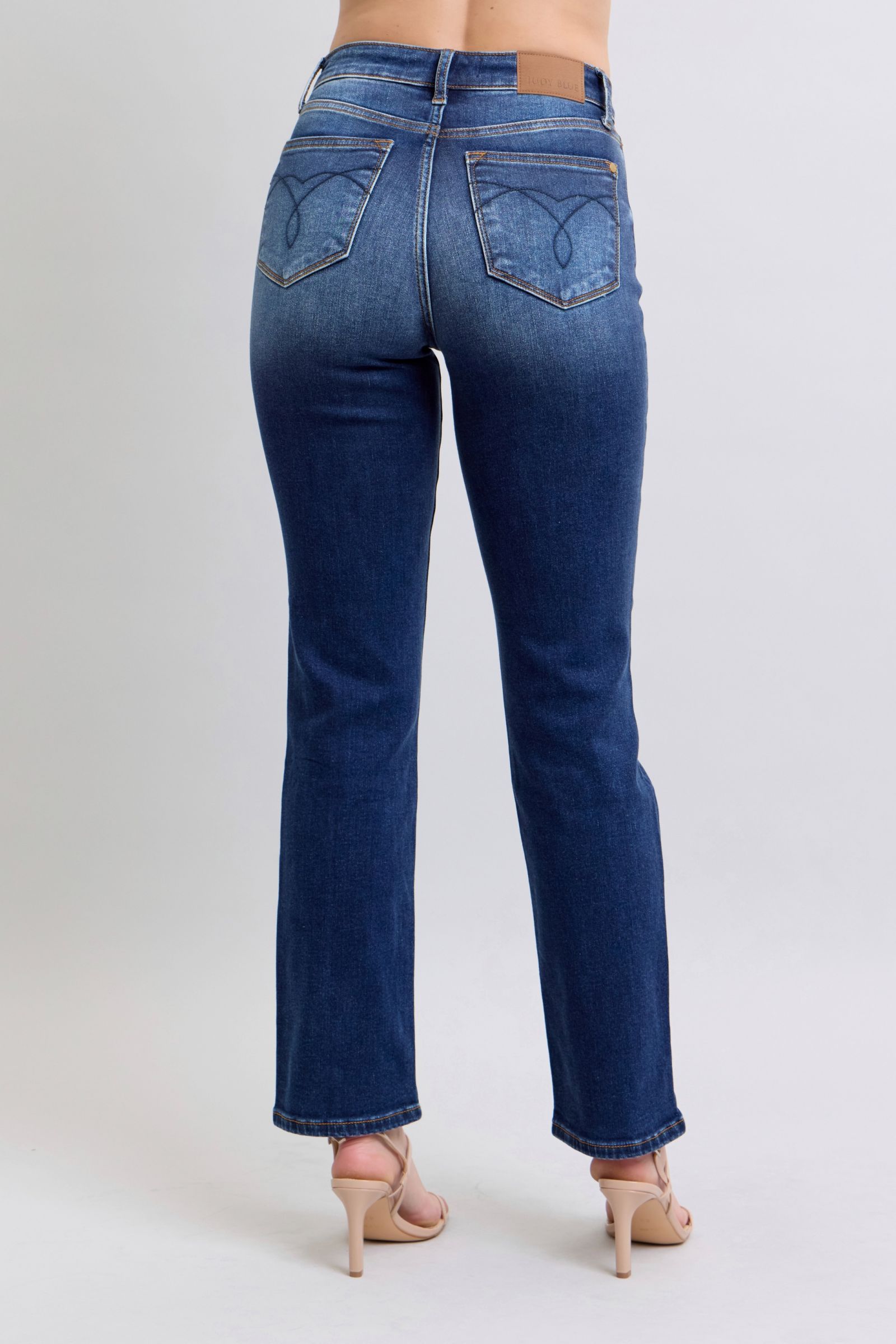 Judy Blue Full Size Washed Straight Leg Jeans with Pockets - Little Miss Vanilla