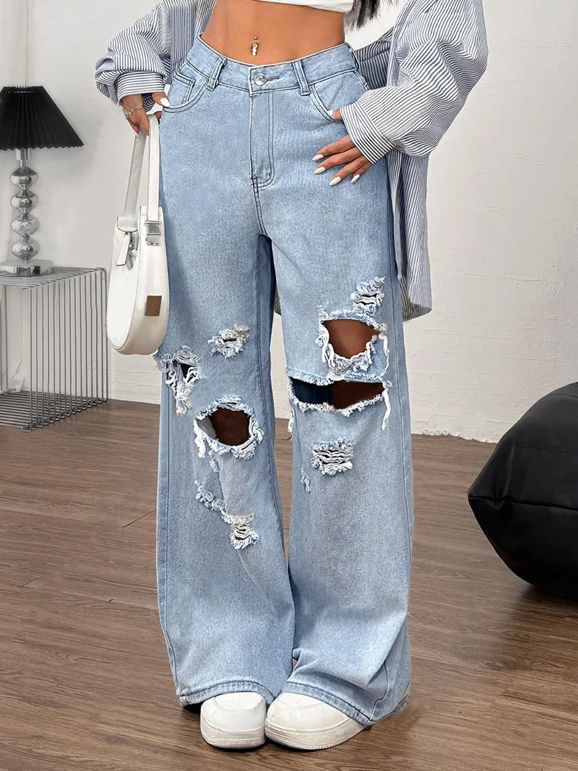 Distressed Wide Leg Jeans with Pockets - Little Miss Vanilla