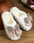 White Contrast Bowknot Applique Plush Winter Slippers (Bow Colors May Differ by Batch)