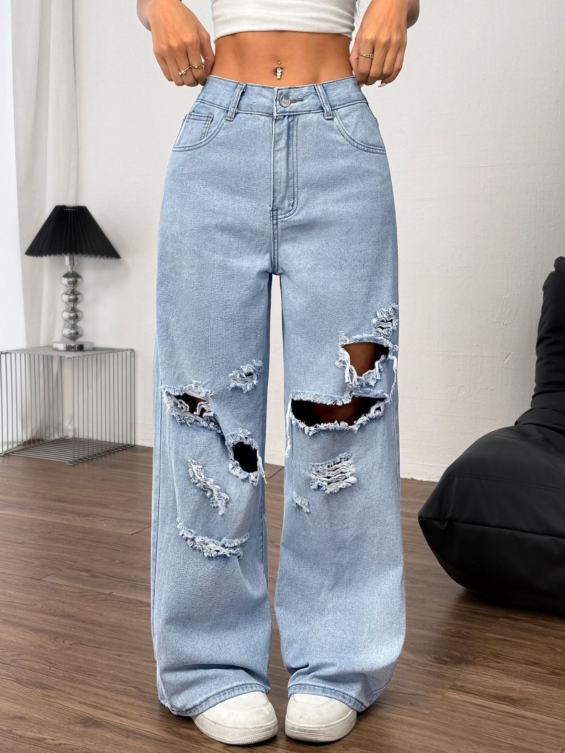 Distressed Wide Leg Jeans with Pockets - Little Miss Vanilla