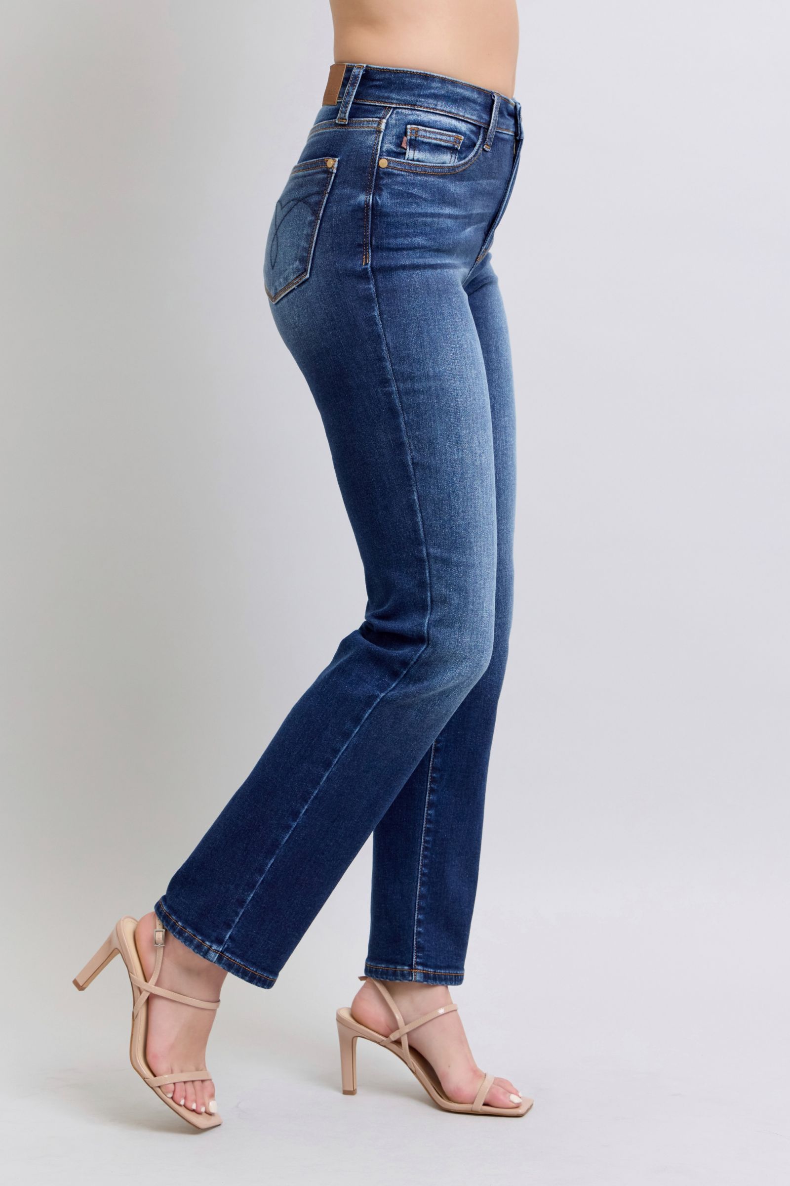 Judy Blue Full Size Washed Straight Leg Jeans with Pockets - Little Miss Vanilla