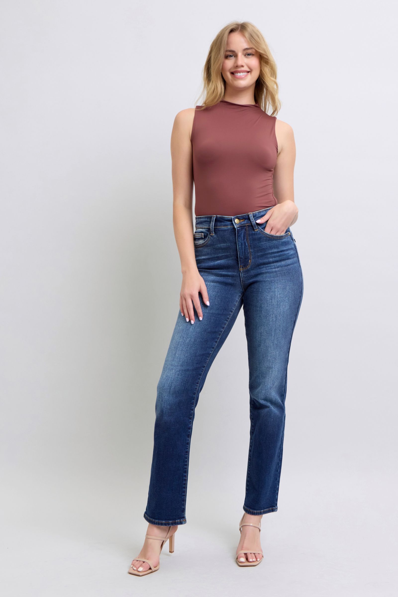 Judy Blue Full Size Washed Straight Leg Jeans with Pockets - Little Miss Vanilla