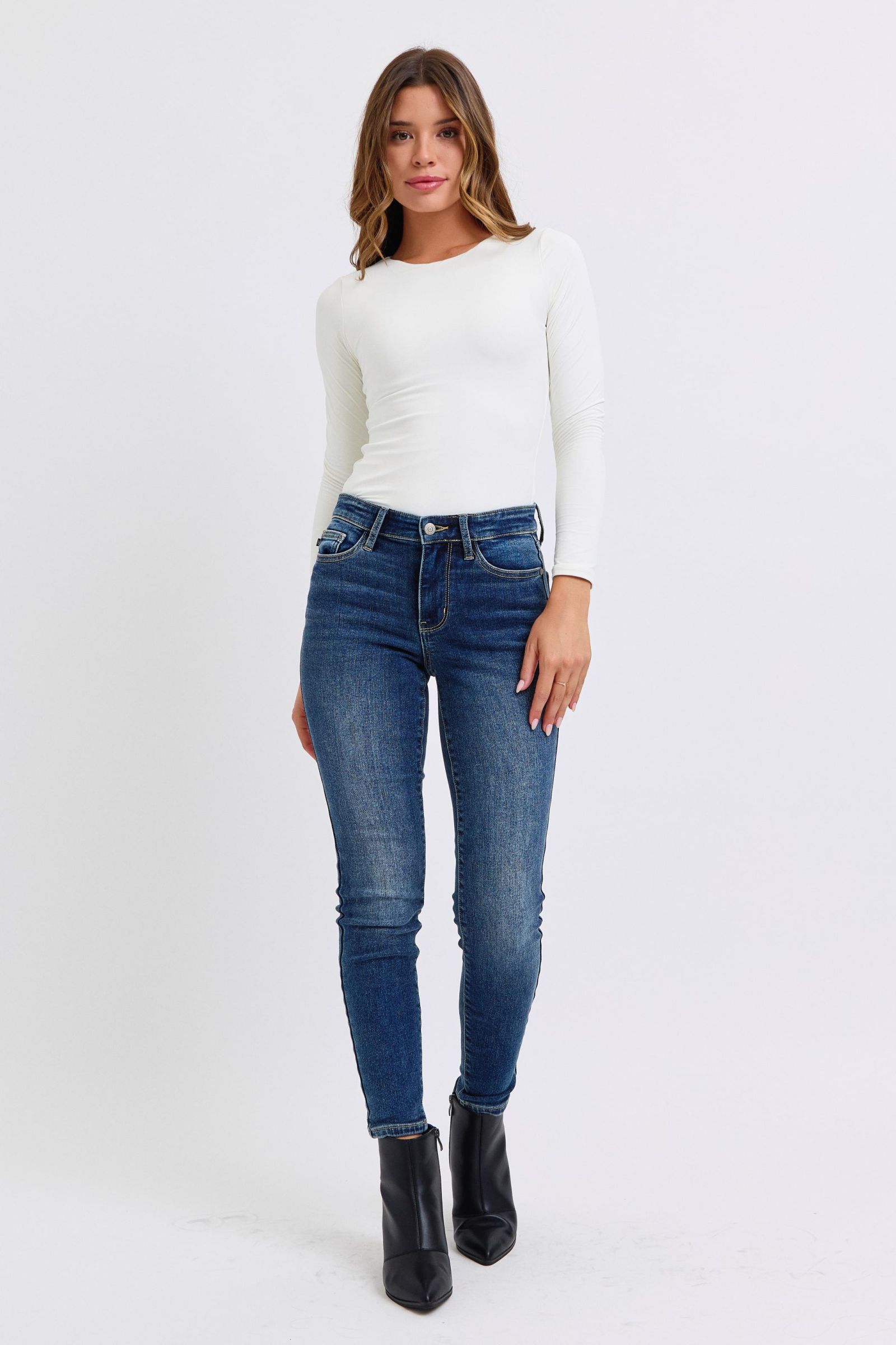 Judy Blue Full Size Run Mid-Rise Waist Skinny Jeans with Thermal Lining - Little Miss Vanilla