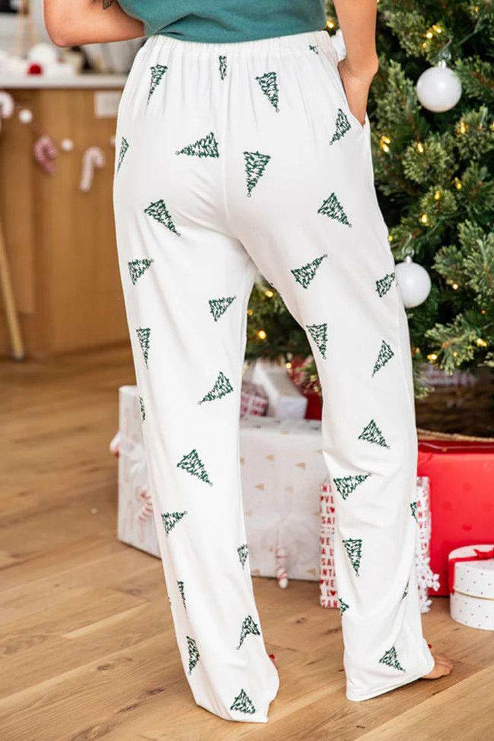 Skobeloff Christmas Tree Print Tee and Pants Lounge Set - Little Miss Vanilla