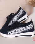 Fashion Lace-up Mesh Sneakers With Stars-printed Design Casual Thick Bottom Round Toe Flat Shoes For Women Non-slip Running Walking Sports Shoes