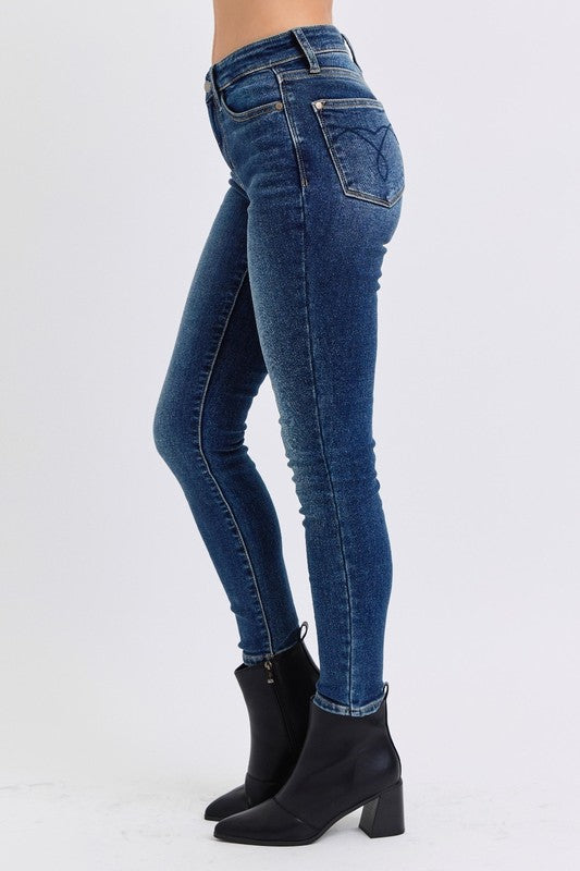 Judy Blue Full Size Run Mid-Rise Waist Skinny Jeans with Thermal Lining - Little Miss Vanilla