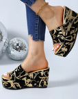 Round Toe Wedge Printed Slippers